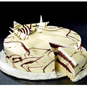 White Vancho Cake